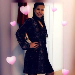 Meet your Posher, Desiree